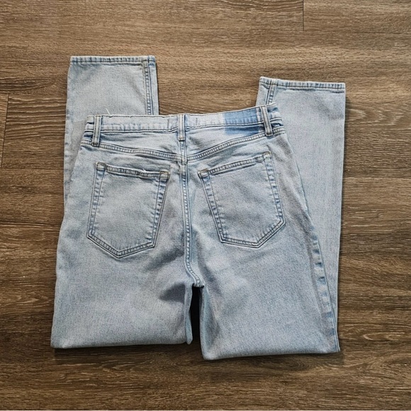 Abercrombie & Fitch The 90/ Slim Straight Ultra High Rise Jeans 31/12 Short - Picture 12 of 15